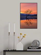 Lone Tree is not Lonely Poster och Canvastavla
