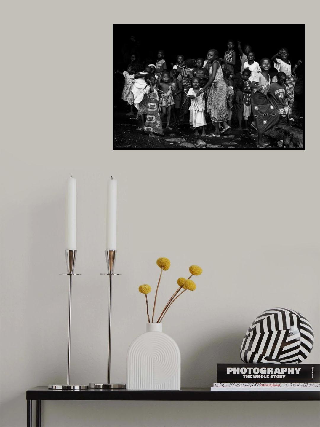 Welcoming us - Mali Poster och Canvastavla