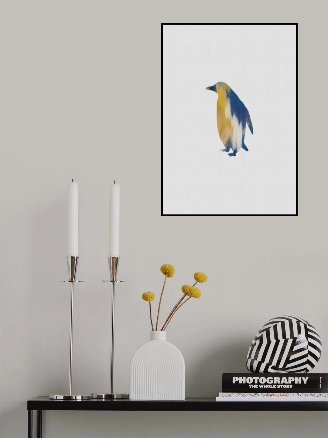 Blue & Yellow Penguin Poster och Canvastavla