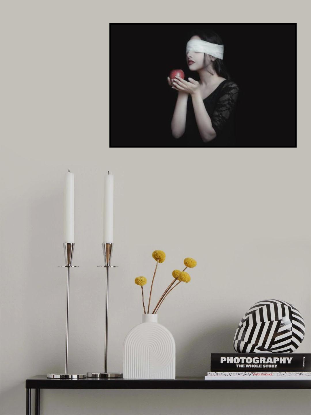 Innocent Poster och Canvastavla