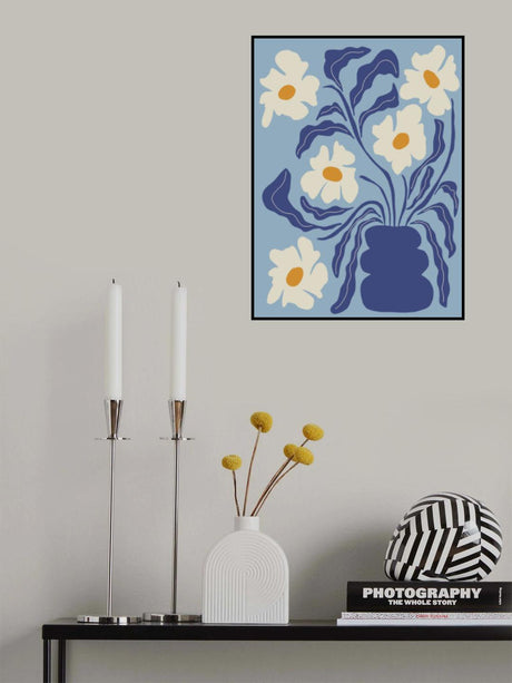 Blue moon flower-pot Poster och Canvastavla