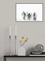 Running in the snow Poster och Canvastavla