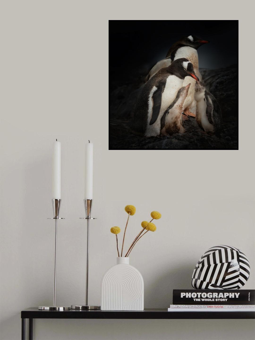 Huddled family Poster och Canvastavla