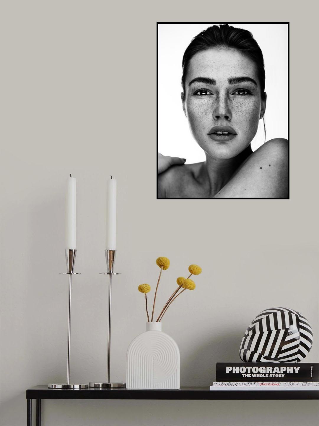 PROJECT FACES [Romi] Poster och Canvastavla