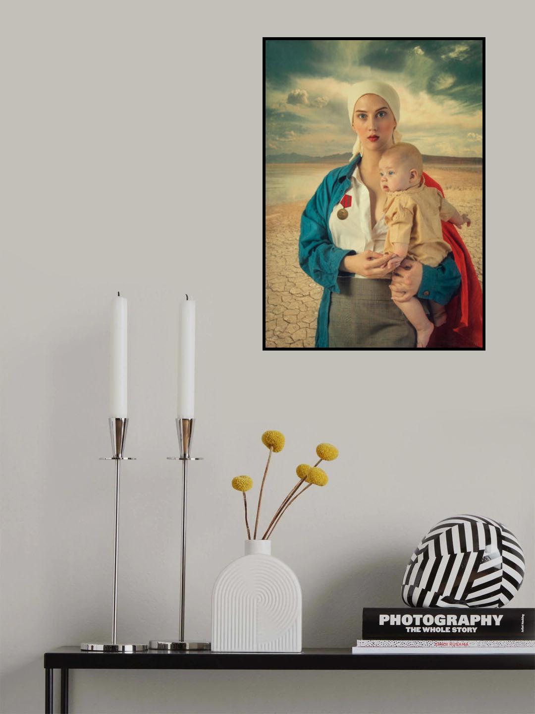 Red Madonna Poster och Canvastavla
