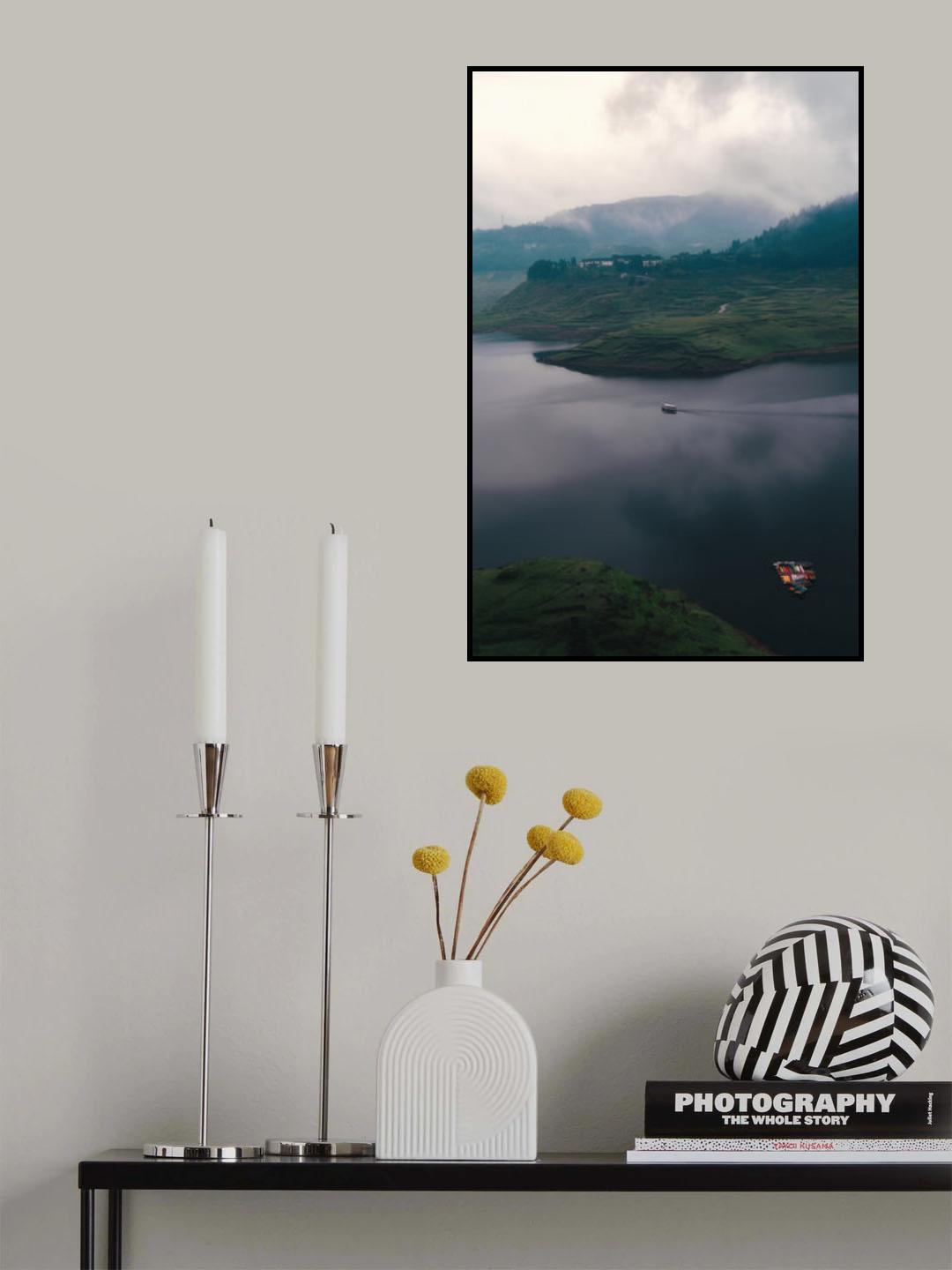 Waterside Village Life Poster och Canvastavla