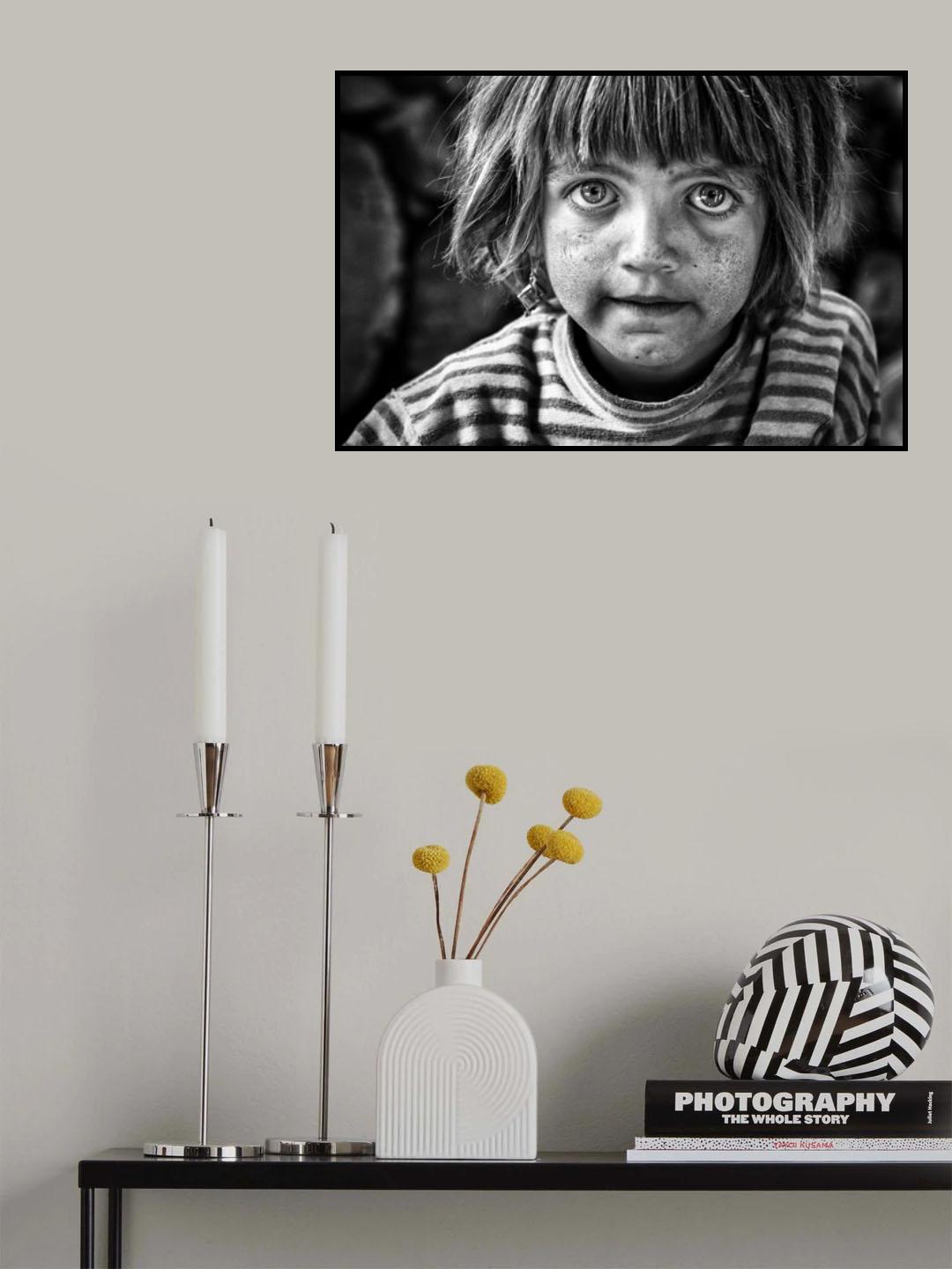 A girl with big eyes Poster och Canvastavla
