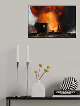 Oil fire lit by Islamic State Poster och Canvastavla