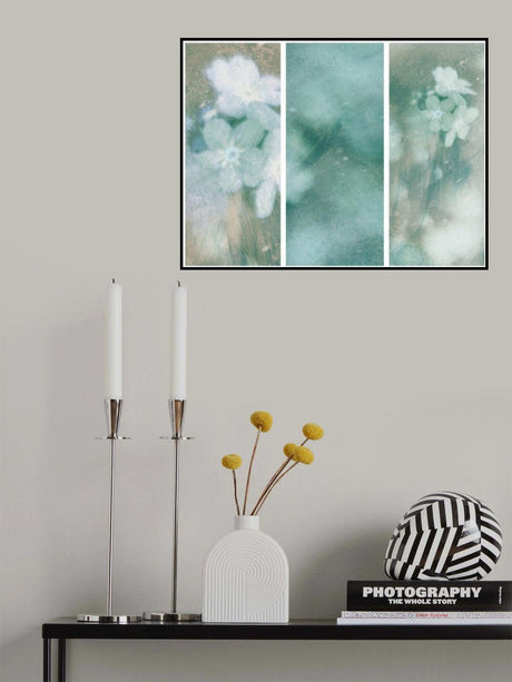 Manifesto of Smaller Elegance Poster och Canvastavla