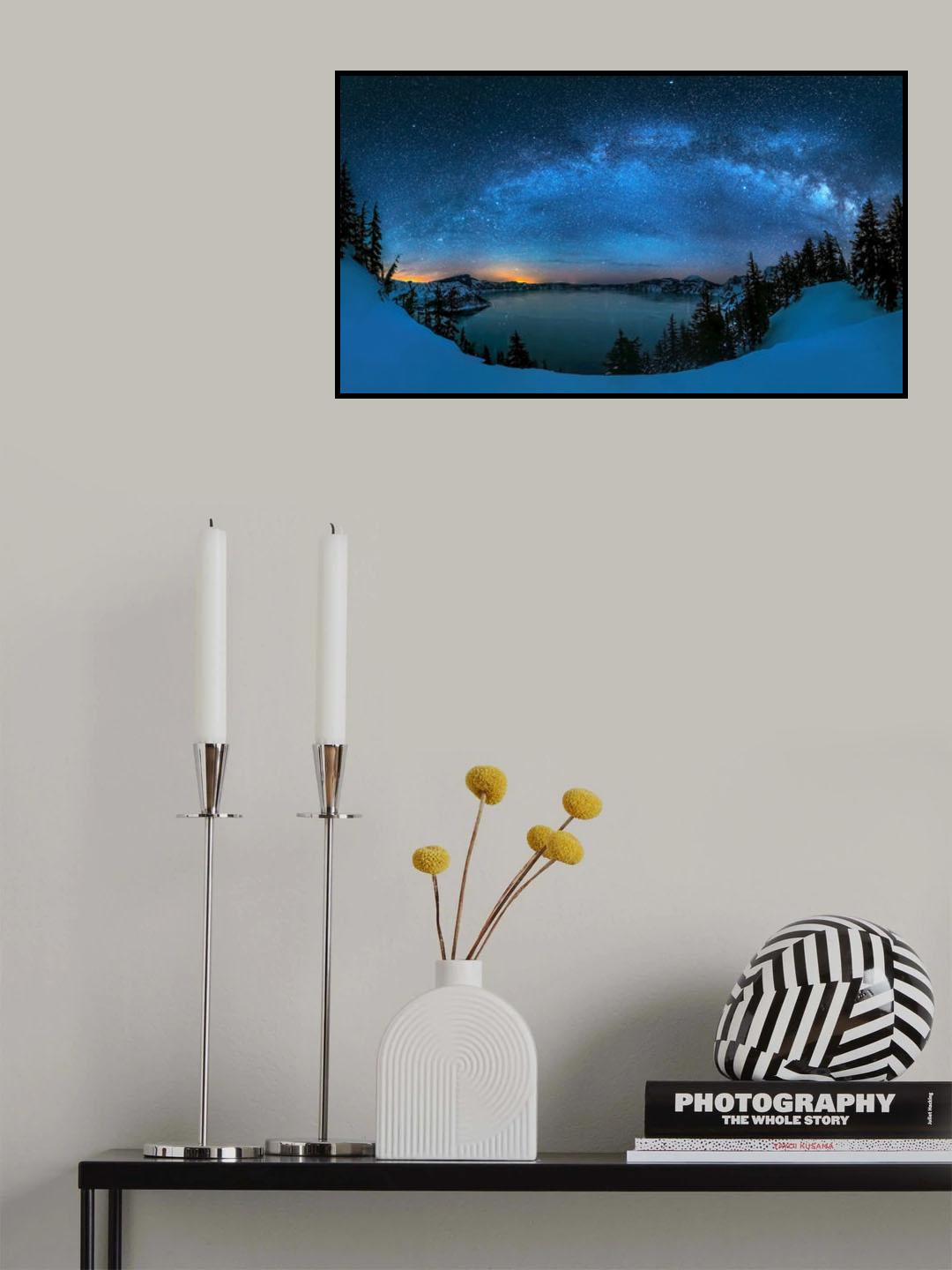Starry night over the Crater Lake Poster och Canvastavla