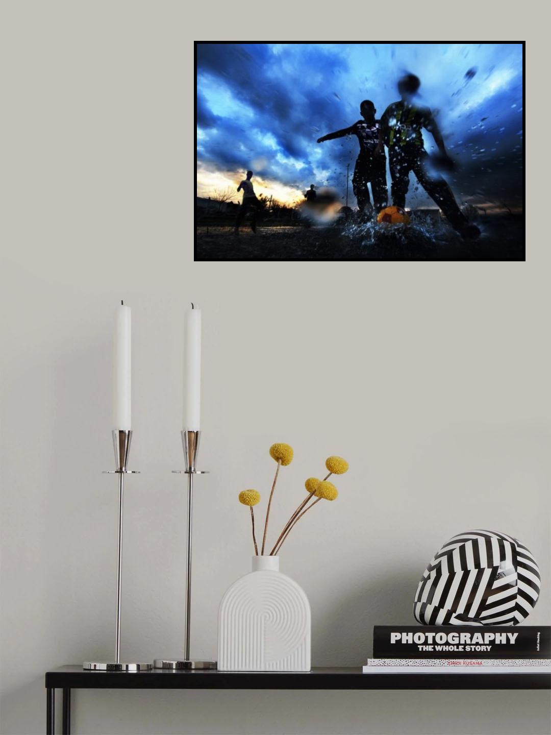 WATER AND FOOTBALL Poster och Canvastavla