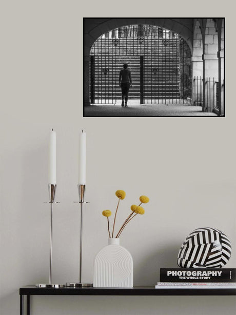 Crossing the gate Poster och Canvastavla