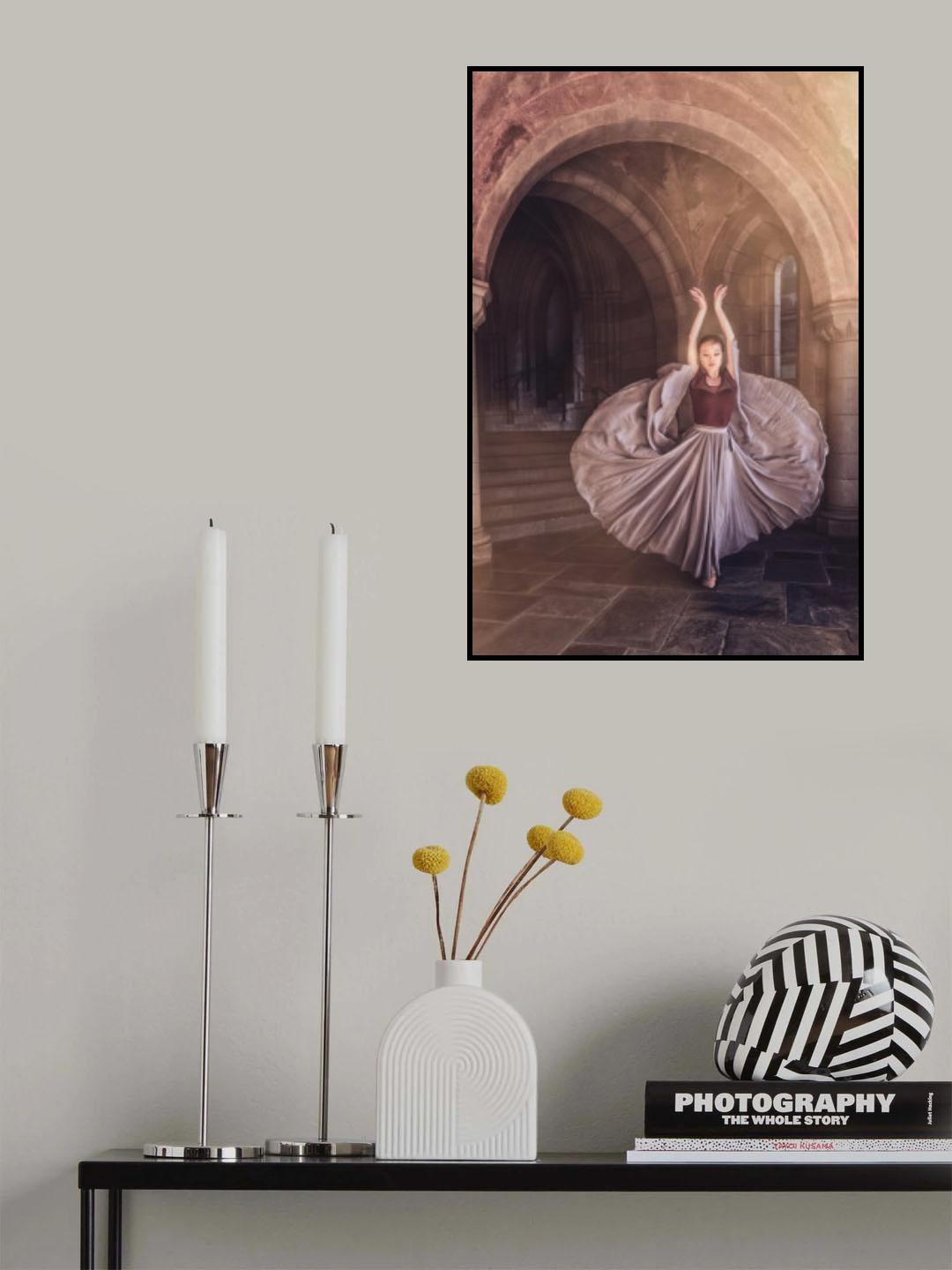 The Dancing Holly Poster och Canvastavla