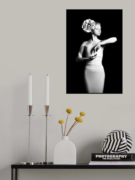 A Fragile White Poster och Canvastavla