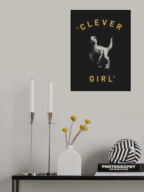 Clever Girl   Dark Print Poster och Canvastavla
