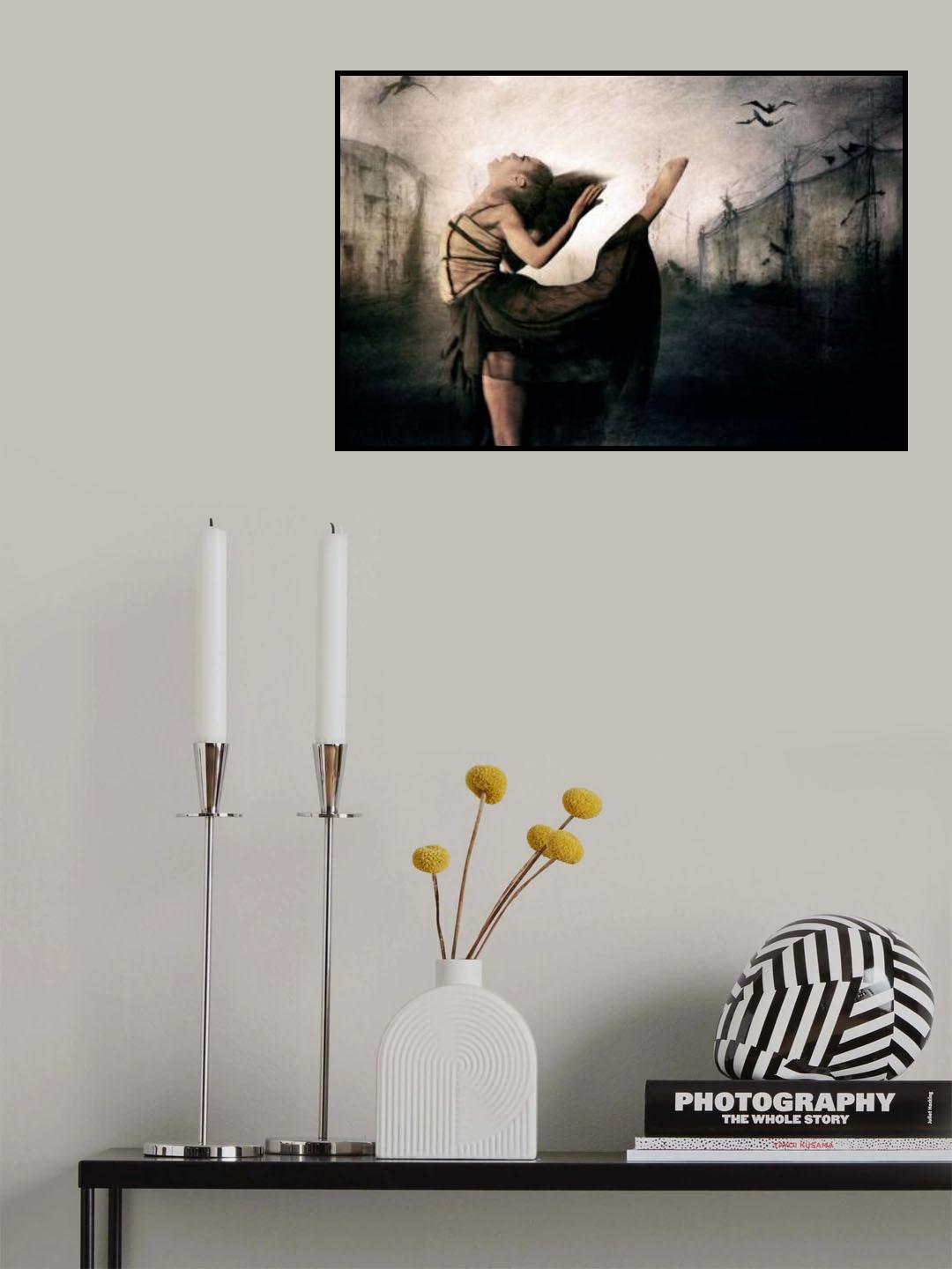 Senses are higher than ever, don't give in to despair.... Poster och Canvastavla