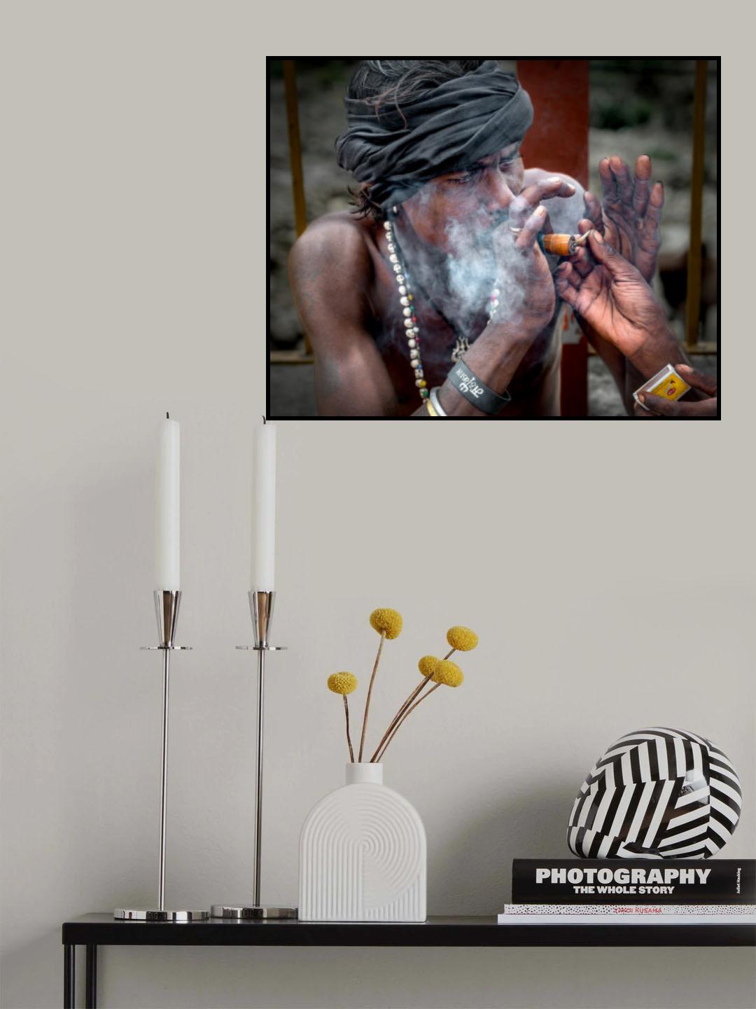 Lighting the Chillum Poster och Canvastavla