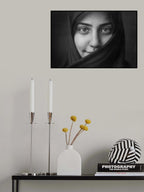 Fatima's Eyes Poster och Canvastavla