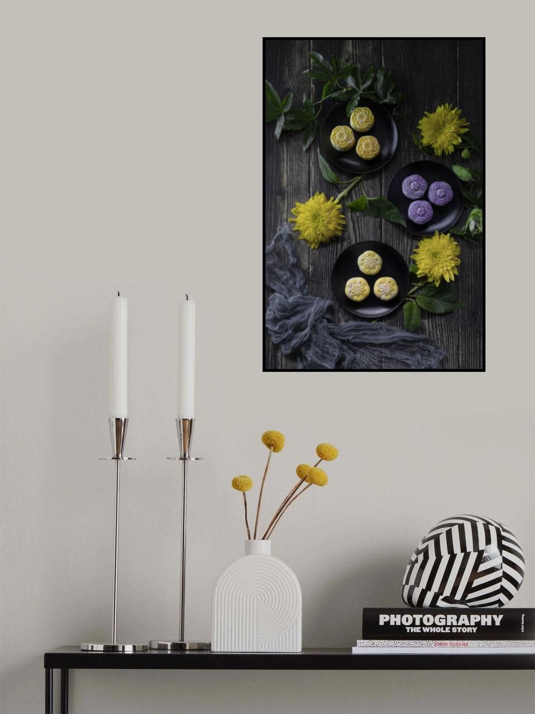 Snowy Mooncake and Sunflower Poster och Canvastavla