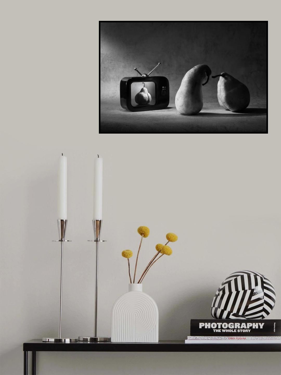 What on Earth are you watching?! Poster och Canvastavla