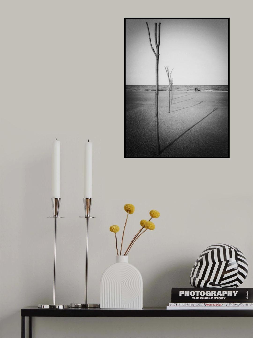 In the shadows Poster och Canvastavla