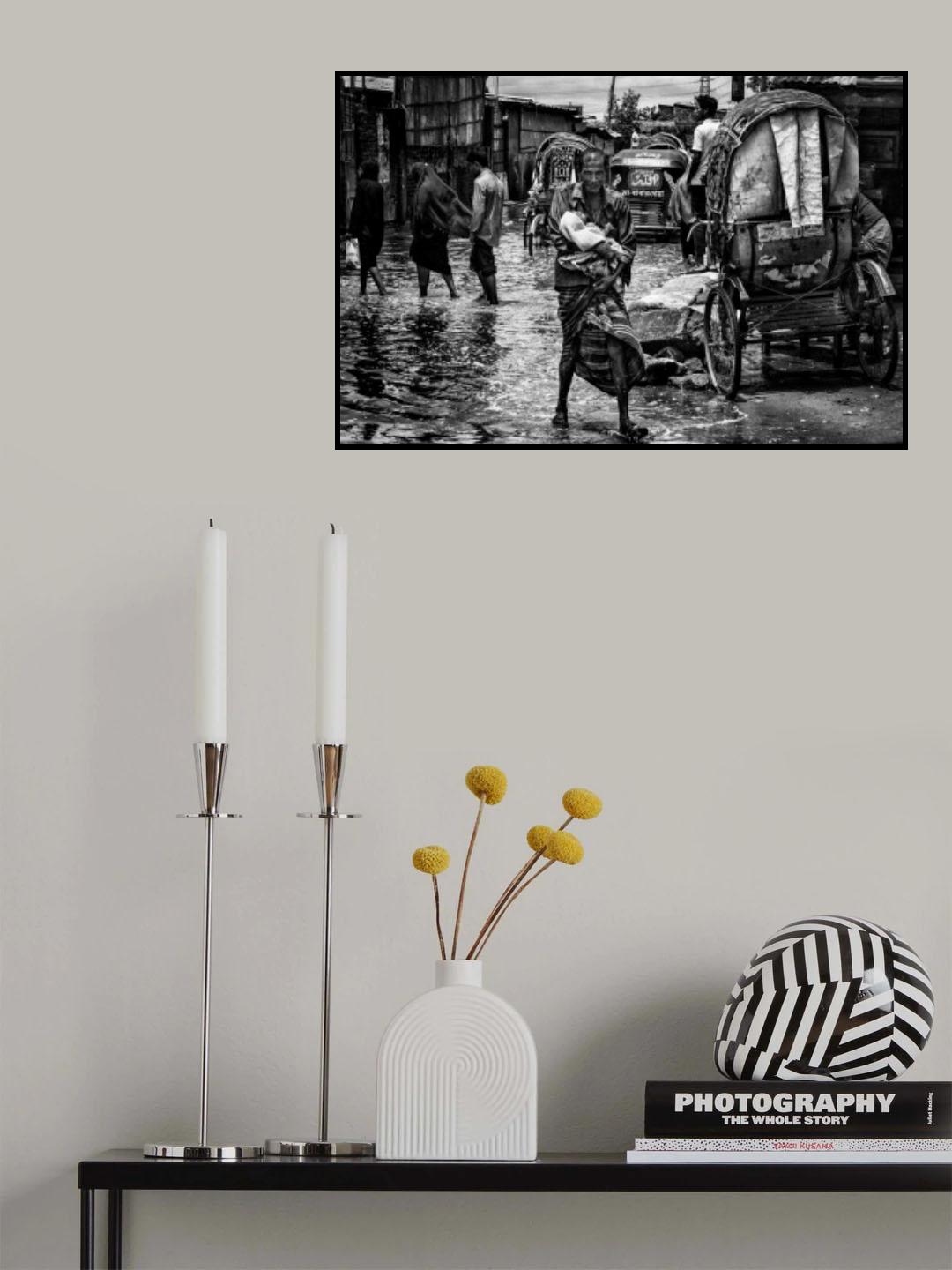 Man holding his child in the flooded streets of Bangladesh Poster och Canvastavla