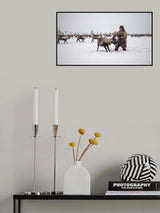 Jigori hunts reindeer III Poster och Canvastavla