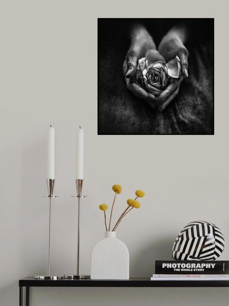Caring hands Poster och Canvastavla