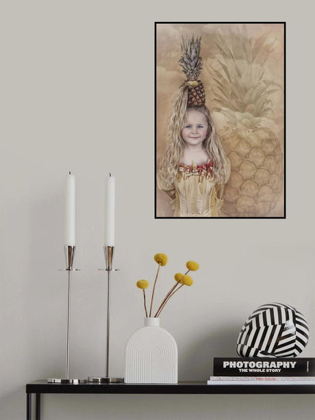 Pineapple girl Poster och Canvastavla