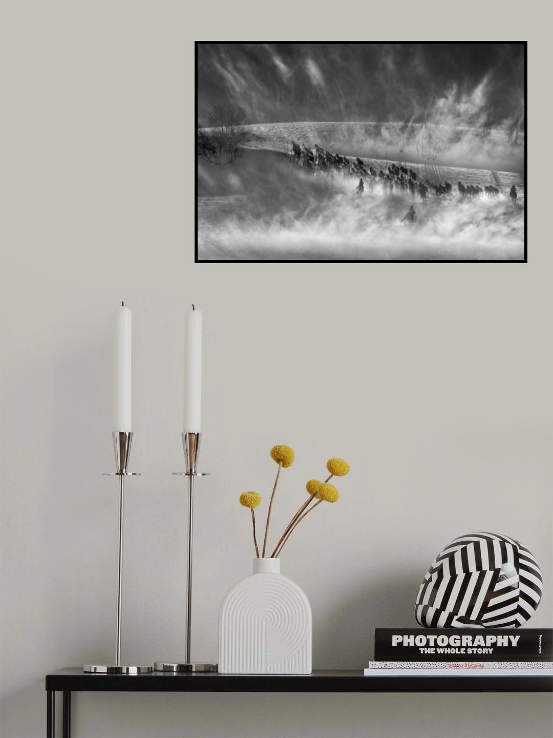 Horses returning at dusk Poster och Canvastavla