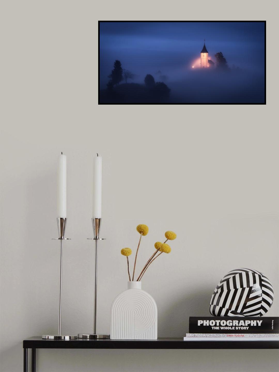 A Light in the Dark Poster och Canvastavla