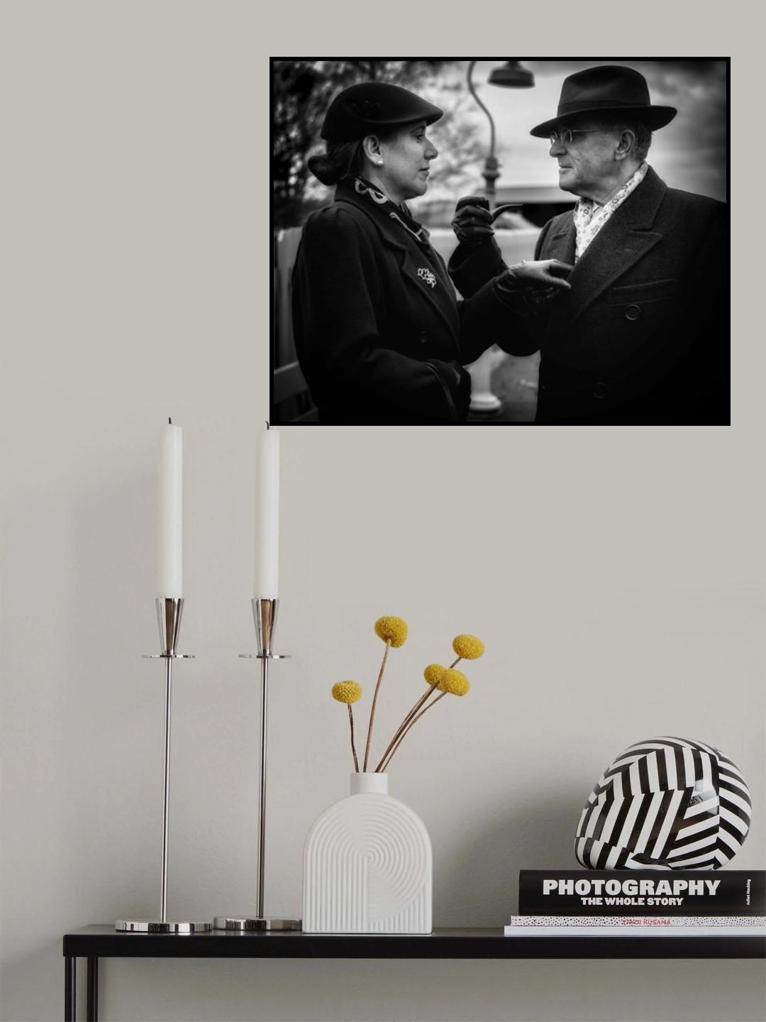 Love in a Gloved Hand Poster och Canvastavla