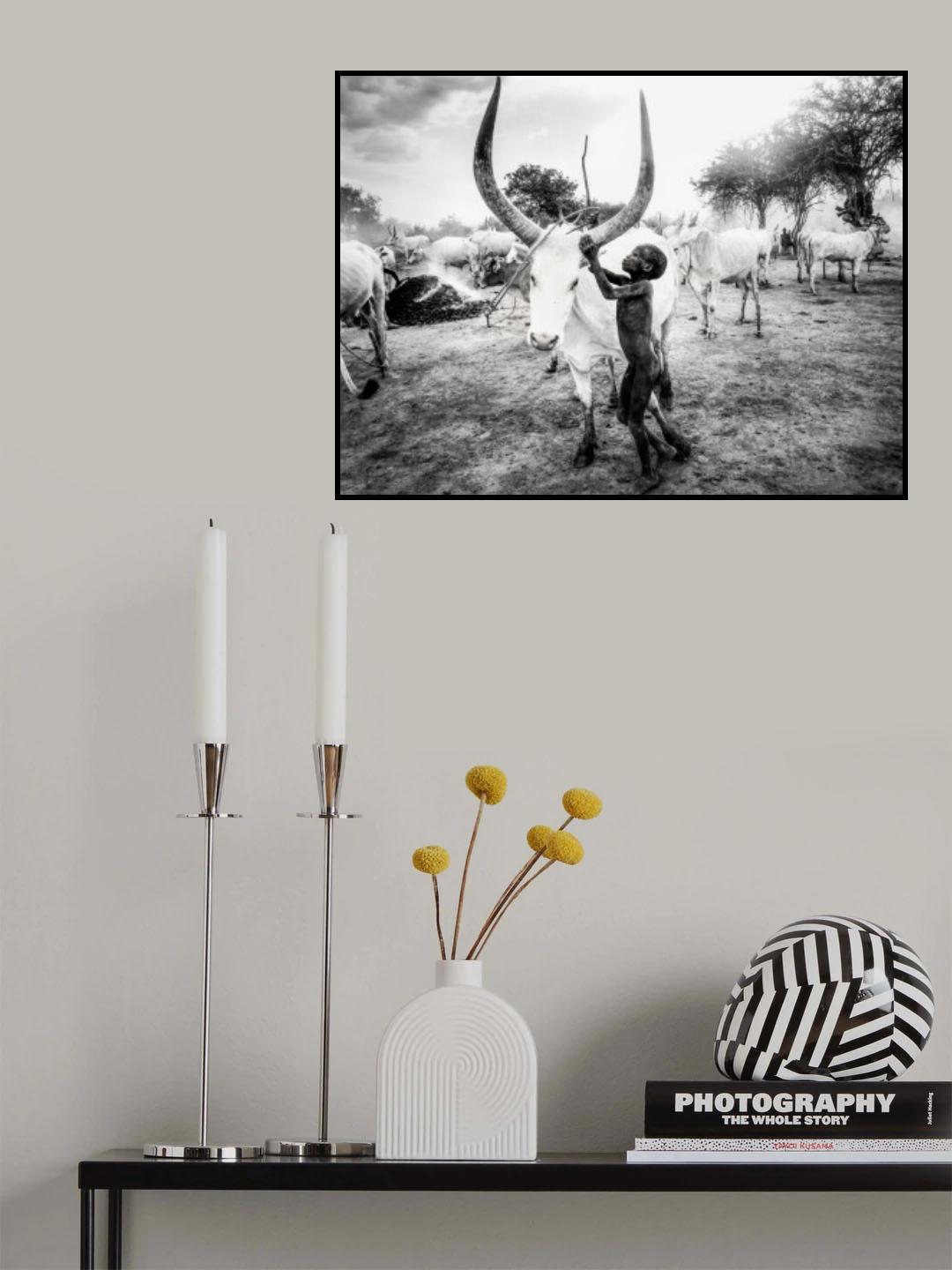 Boy of Mundari, South Sudan Poster och Canvastavla