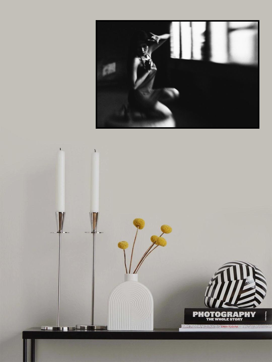 .:: N e v e r ::. Poster och Canvastavla