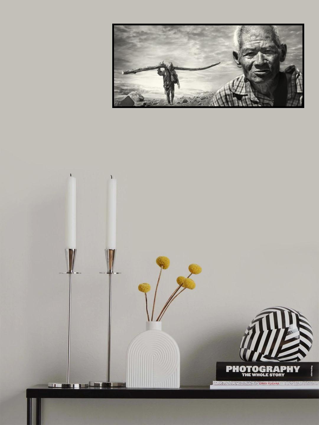 The old man is still working Poster och Canvastavla