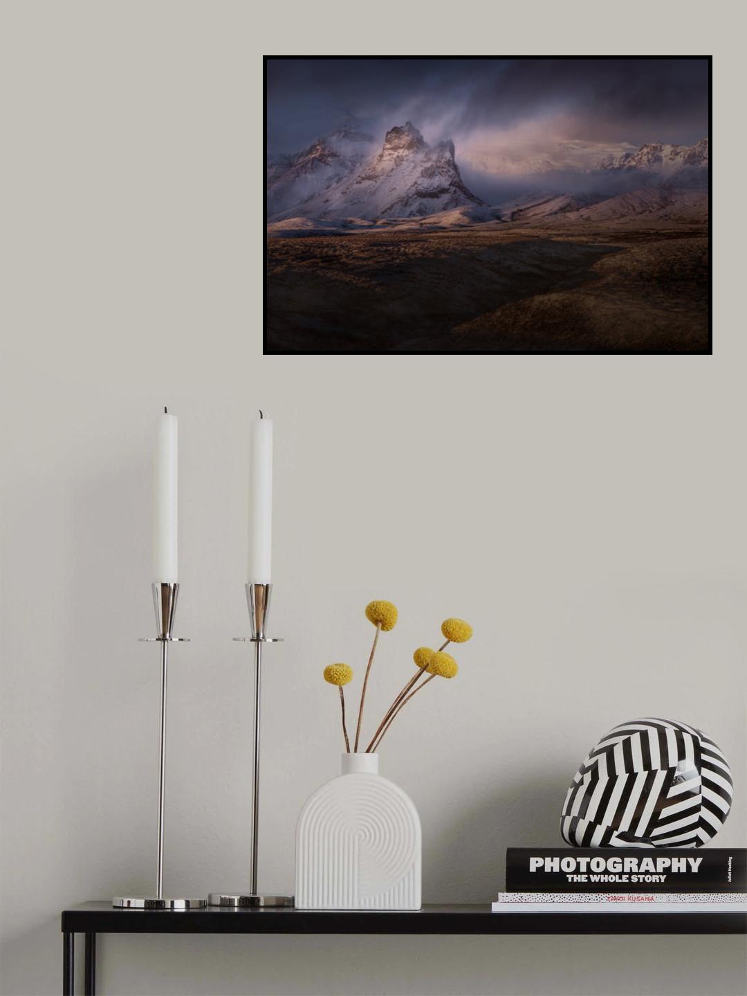 Rolling clouds over the mountains tips Poster och Canvastavla