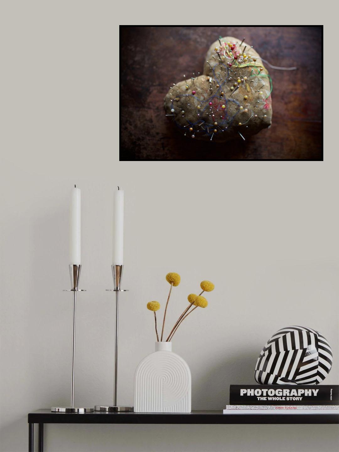 Love is painful Poster och Canvastavla