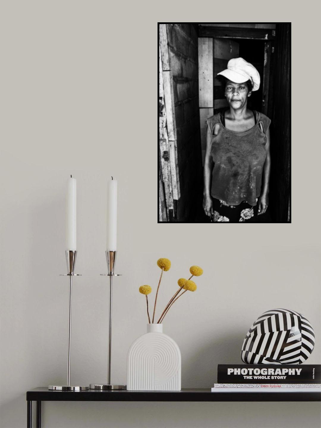 Veronica At the Door Poster och Canvastavla