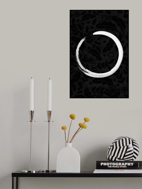 VELVET ENCIRCLE Poster och Canvastavla