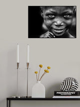 Kid's smile, miner's hands - Benin Poster och Canvastavla