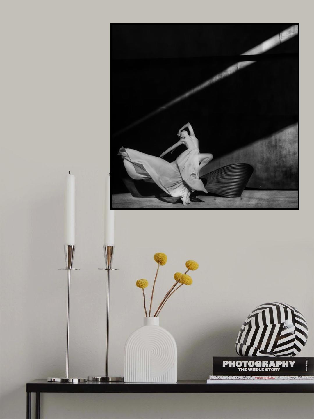 Dancing with the light Poster och Canvastavla