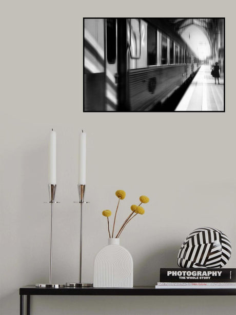 last train leaving paris Poster och Canvastavla