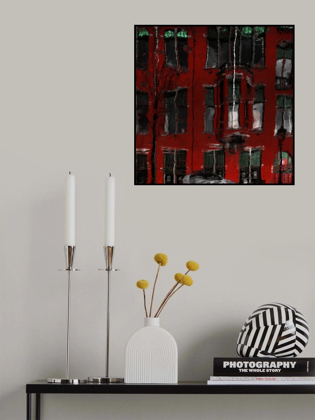 red house reflections Poster och Canvastavla