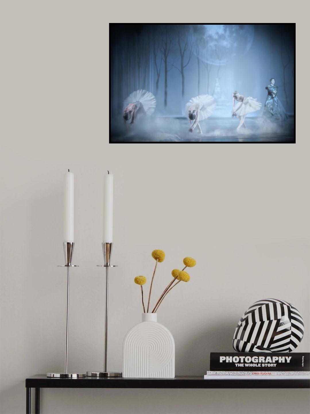 Signets Swan Song Poster och Canvastavla