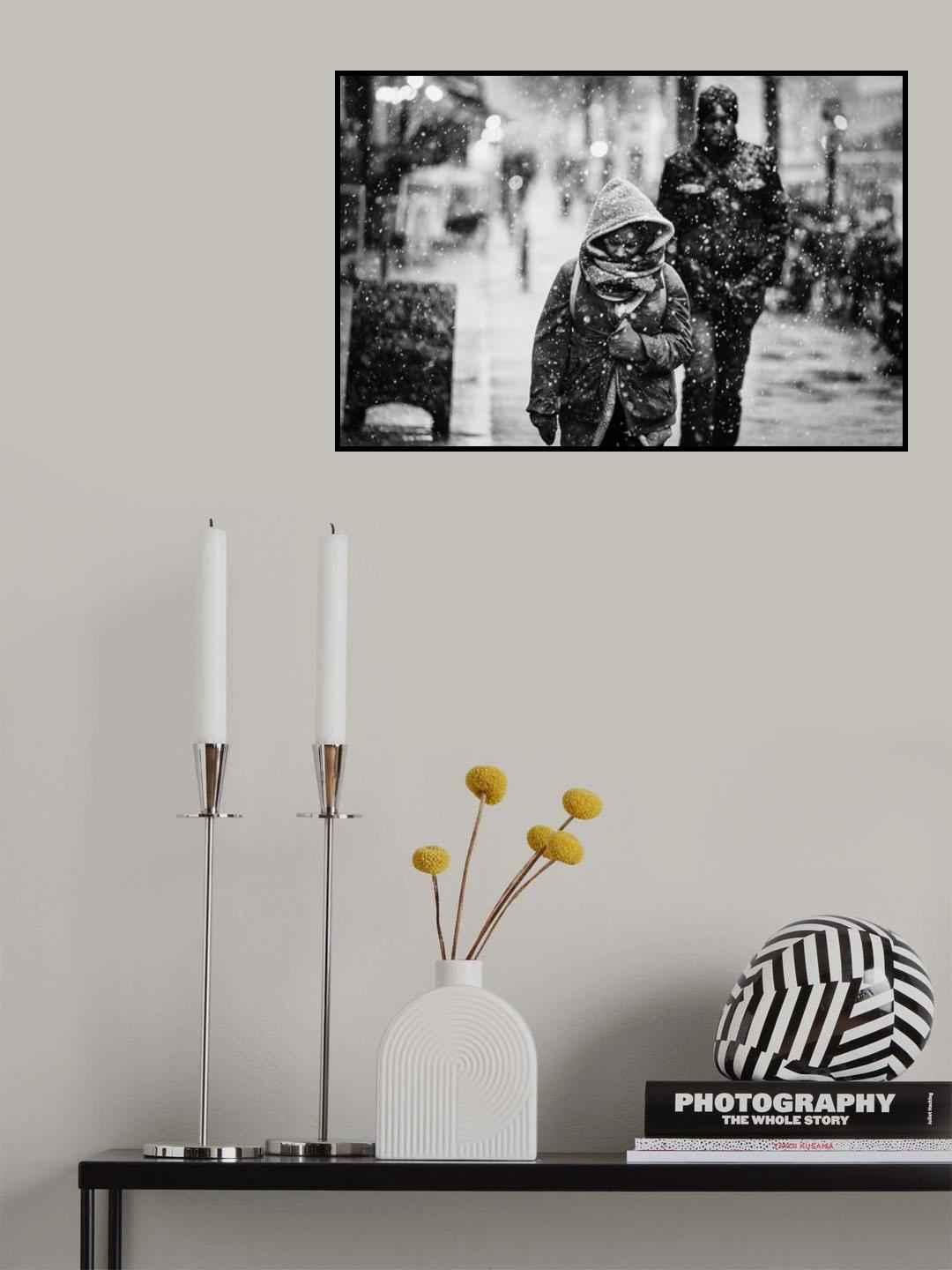 Unawares Poster och Canvastavla