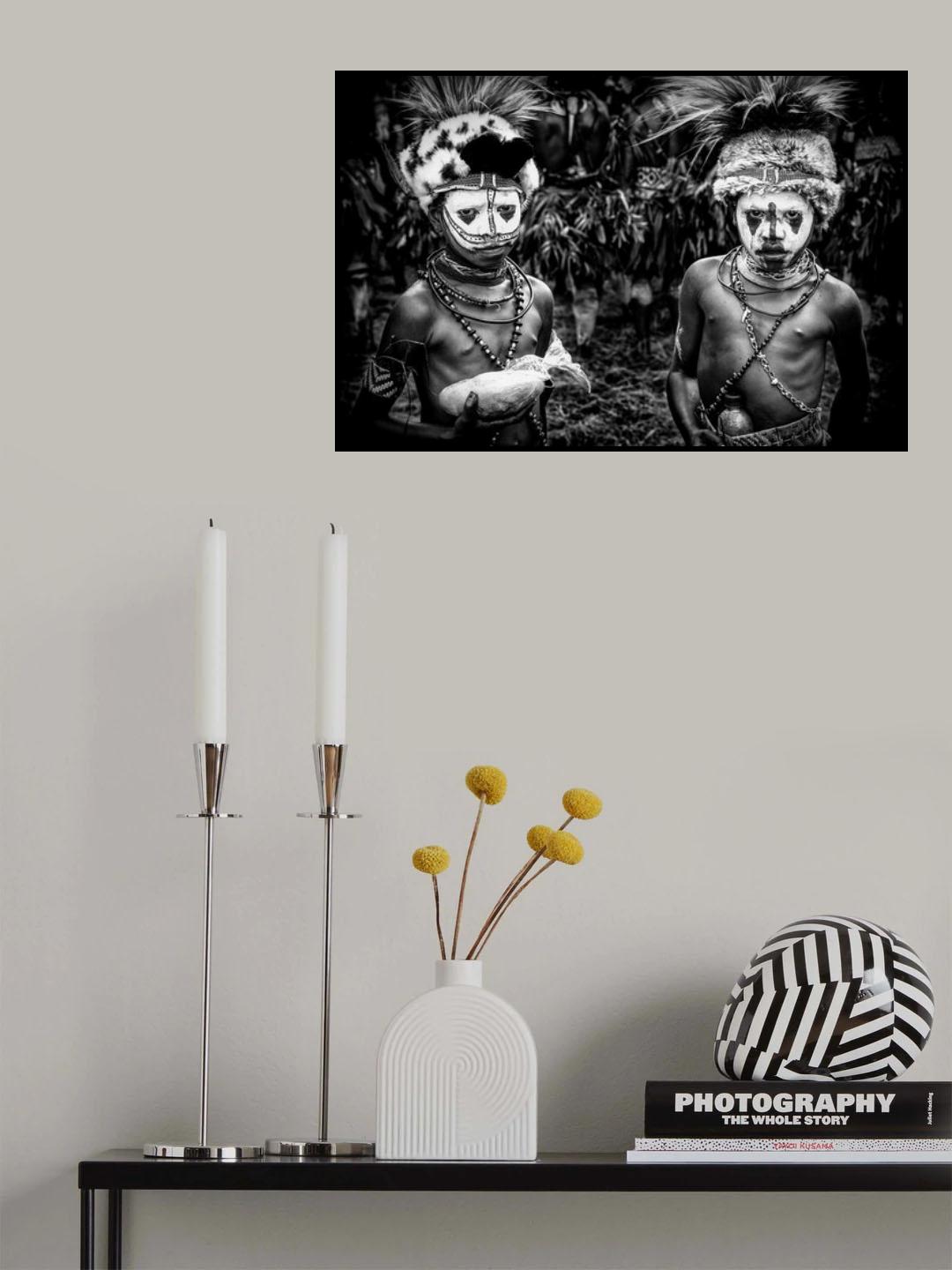 Two children at the Mt Hagen sing sing festival - Papua New Guinea Poster och Canvastavla
