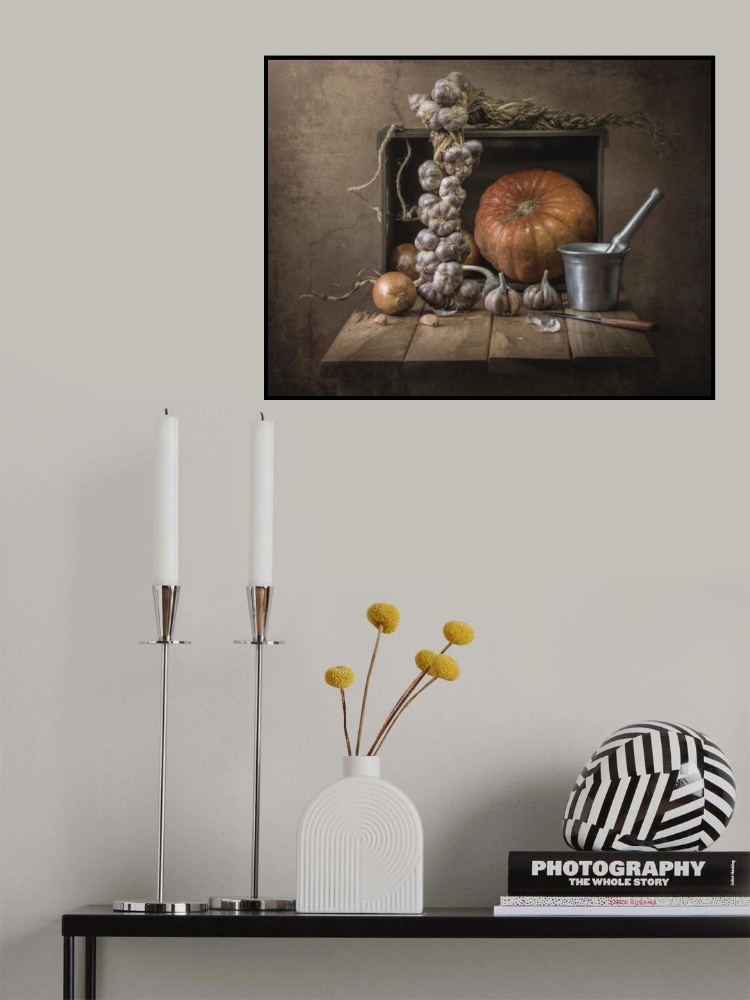 Garlic on the table Poster och Canvastavla
