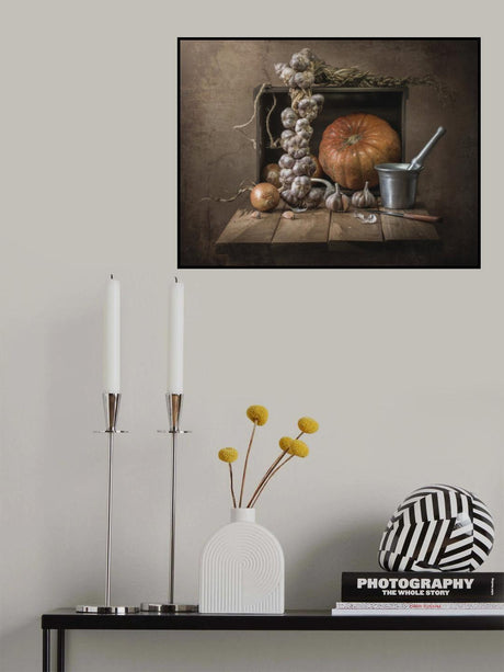 Garlic on the table Poster och Canvastavla