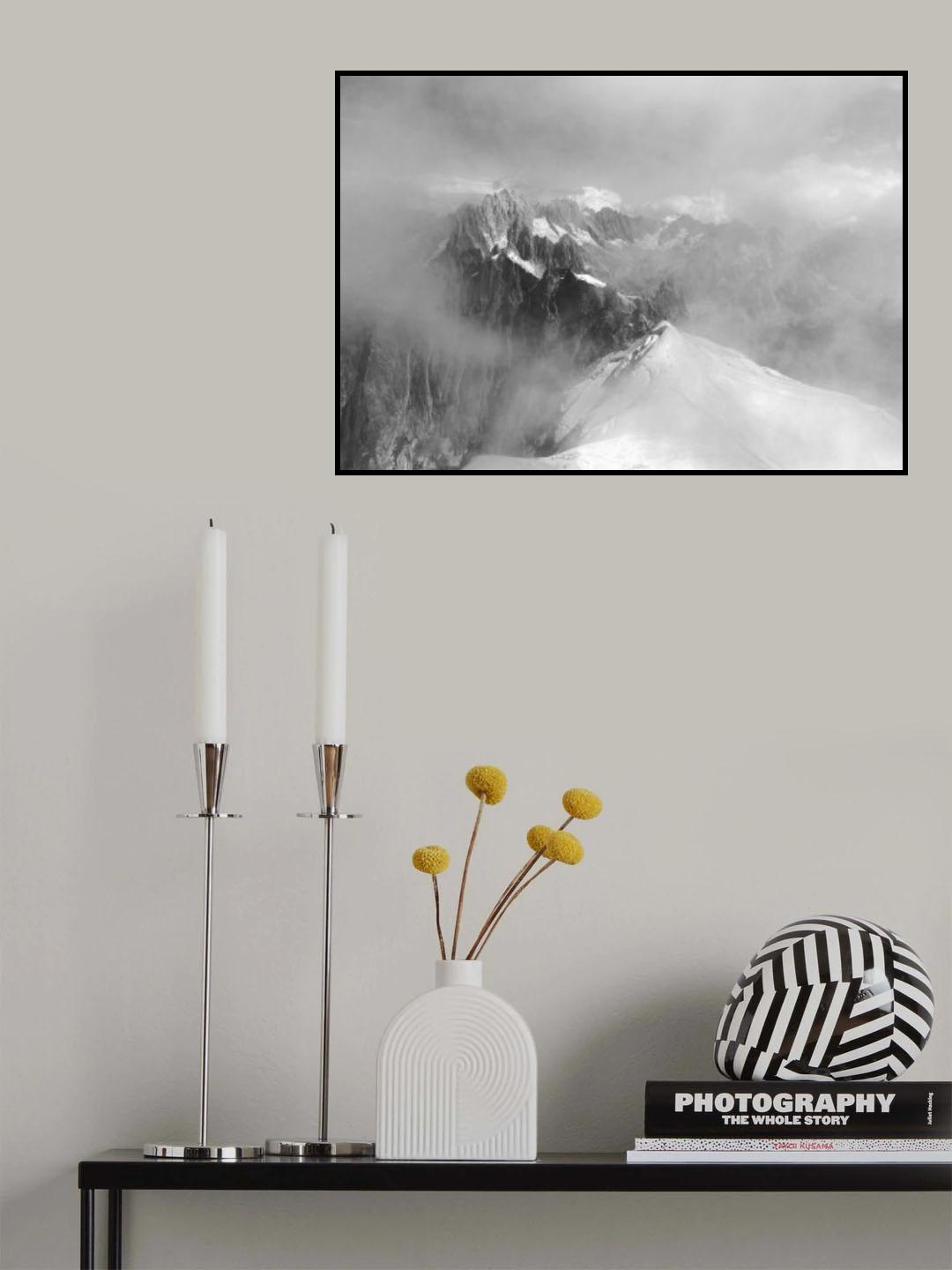 Clouds in the mountains Poster och Canvastavla