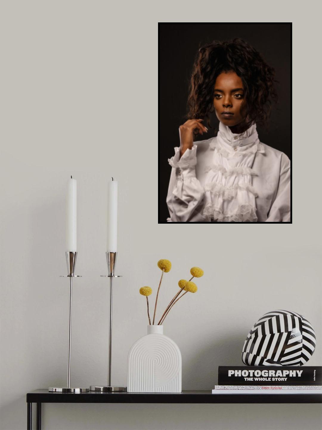 women in white shirt Poster och Canvastavla